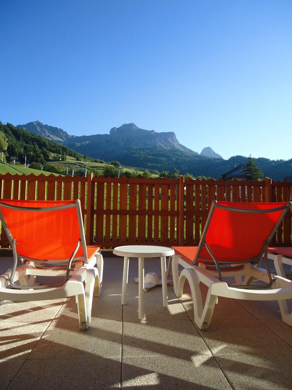 Hotel Soleil Des Neiges Le Sauze Bagian luar foto