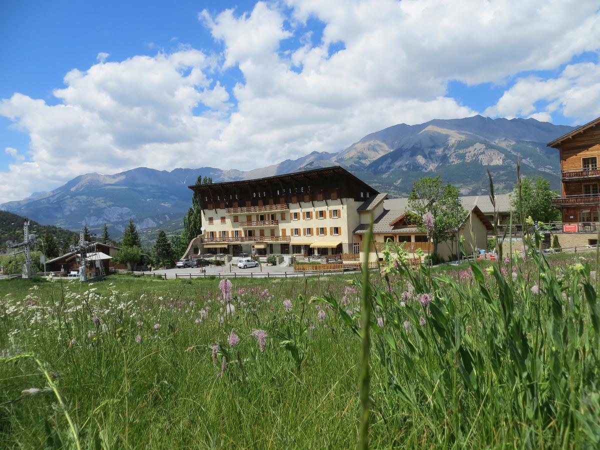 Hotel Soleil Des Neiges Le Sauze Bagian luar foto