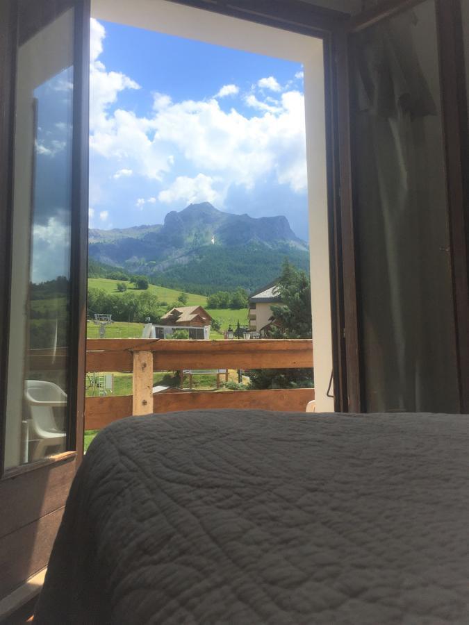 Hotel Soleil Des Neiges Le Sauze Bagian luar foto